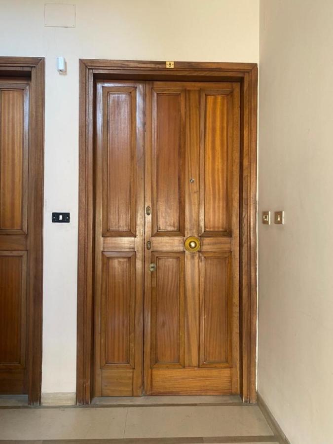 Bright And Large Apartment Via Montegrappa Livourne Extérieur photo